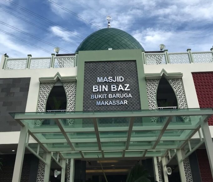 Khutbah Jumat Tentang Kemerdekaan di Masjid Bin Baz Bukit Baruga Makassar